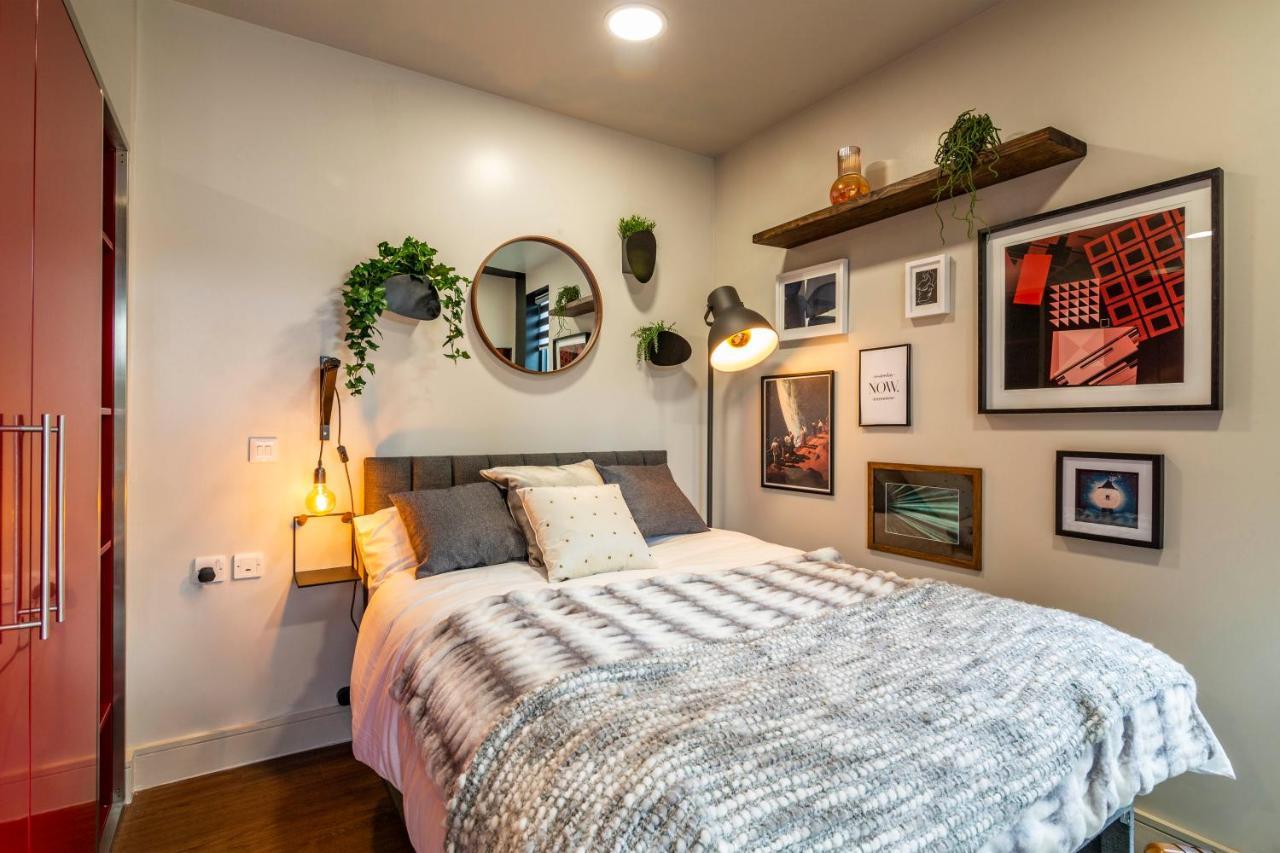 Romantic Getaway Studio Pods Close To City Centre With Free Wifi Derby Exterior foto