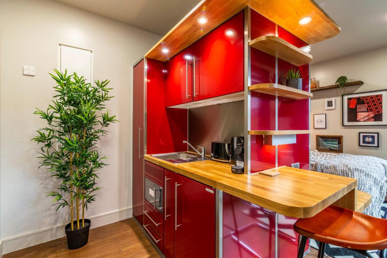 Romantic Getaway Studio Pods Close To City Centre With Free Wifi Derby Exterior foto