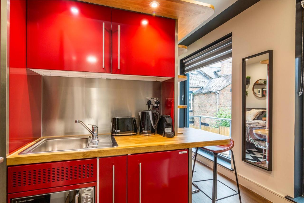 Romantic Getaway Studio Pods Close To City Centre With Free Wifi Derby Exterior foto